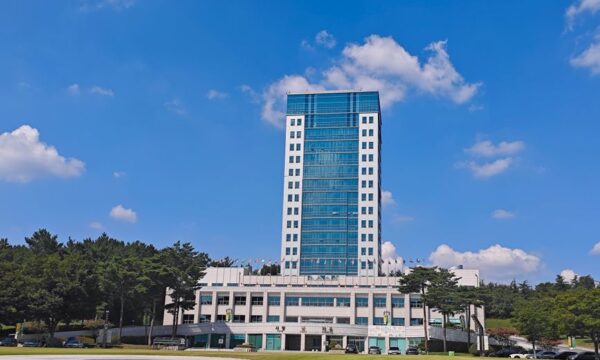 더 나은 보안 및 통신을 위해 영국에서 네트워크 케이블 링 서비스 대여