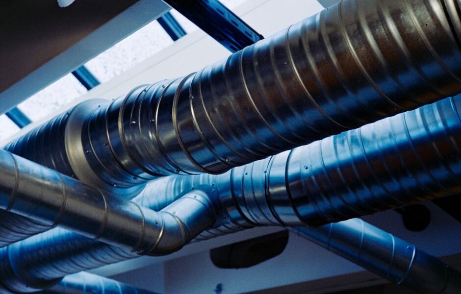어린이와 HVAC 시스템을 함께 사용하여 집을 안전하게 유지하는 방법