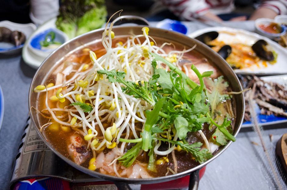 영주 택지, 닭치고전골에서 발견하는 '미식의 위로'